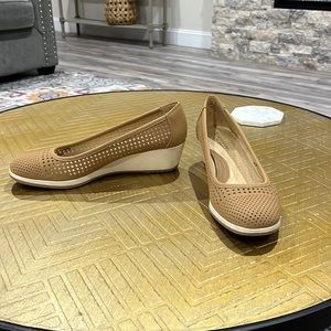 Naturalizer Womens shoes